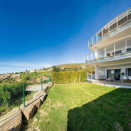 Modern With Year-round Open Pool * Manilva