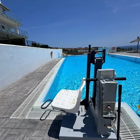Modern With Year-round Open Pool Manilva
