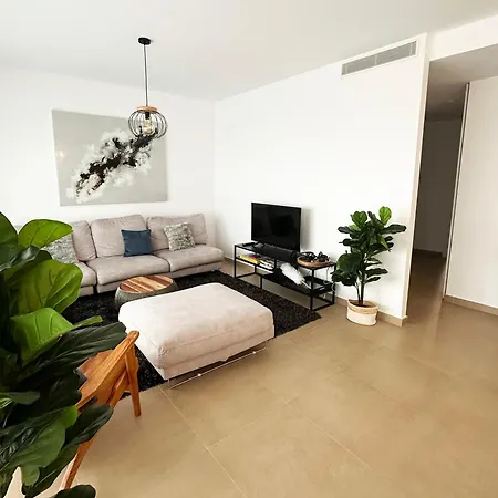 Modern With Year-round Open Pool Apartment Manilva