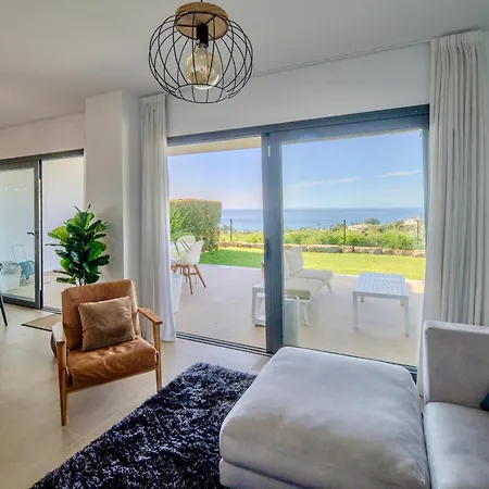 Modern With Year-round Open Pool Apartment Manilva