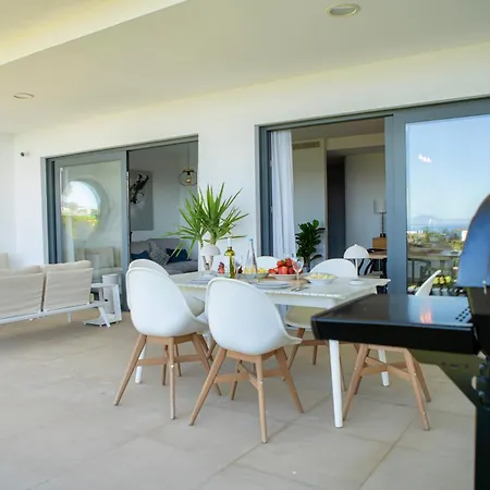 Modern With Year-round Open Pool *